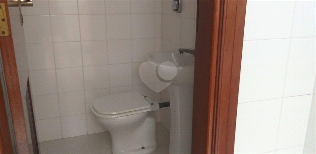 Aluguel Apartamento Santos Pompéia REO856974 33