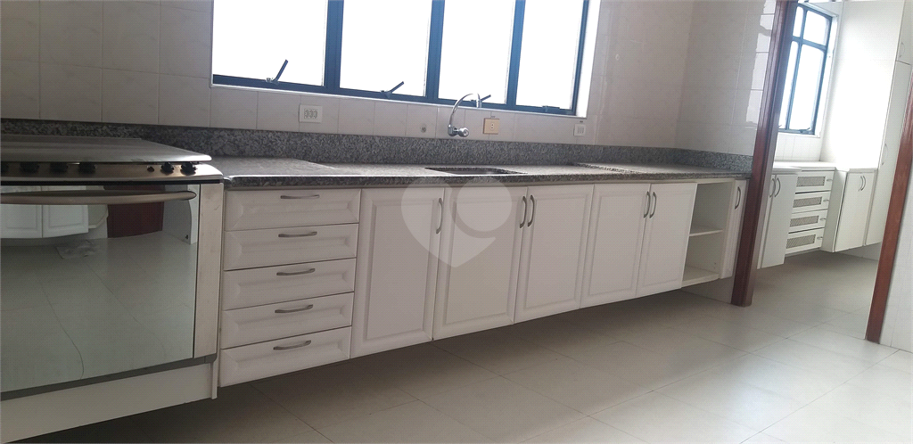 Aluguel Apartamento Santos Pompéia REO856974 23