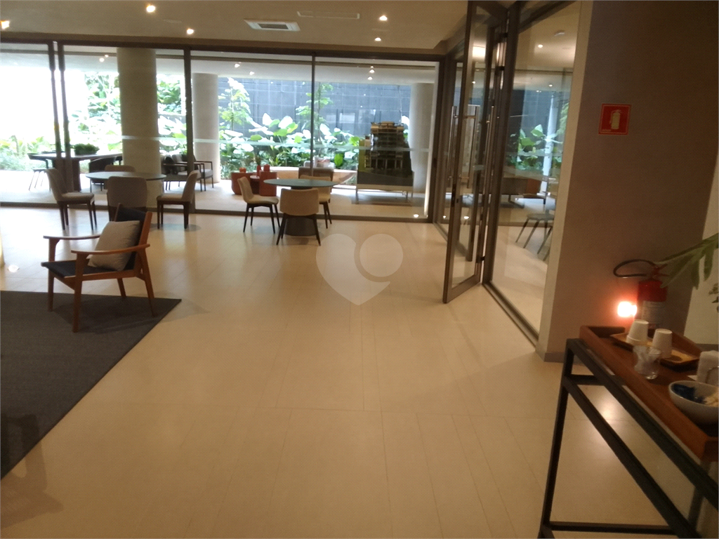 Venda Apartamento São Paulo Sumaré REO860377 40