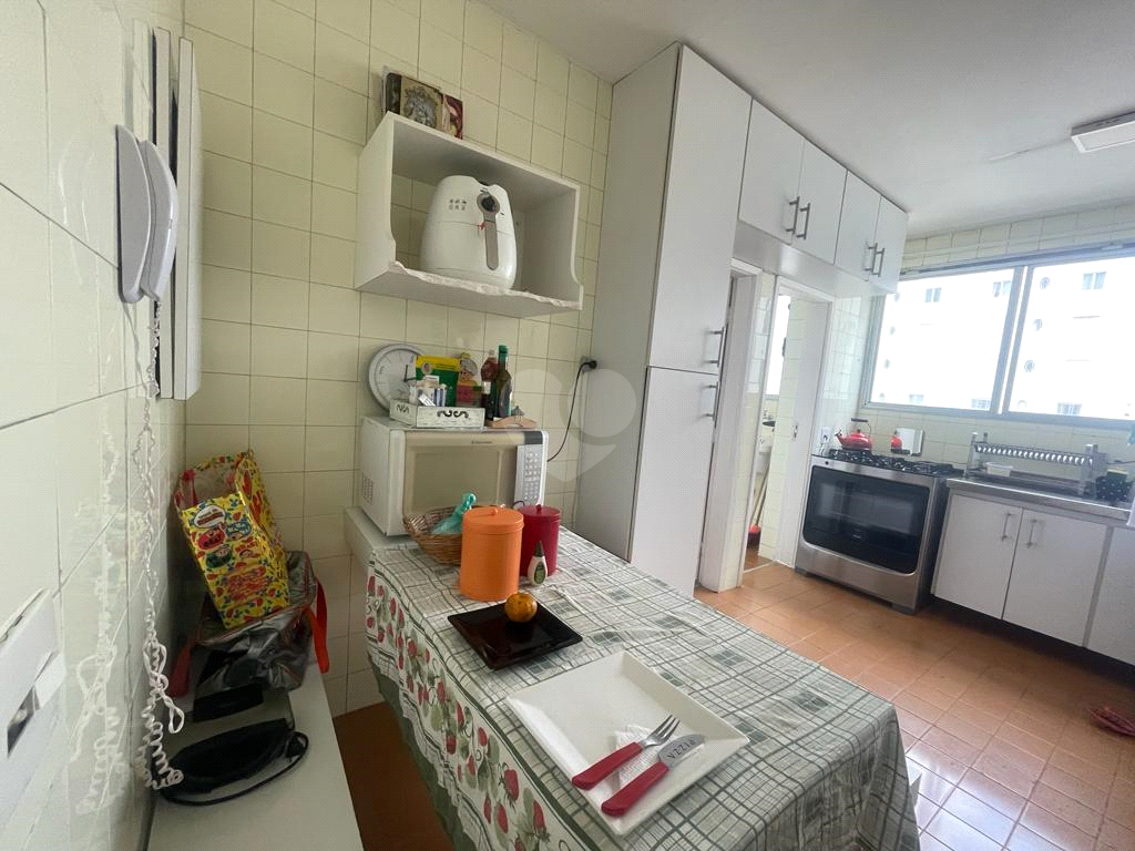 Venda Apartamento São Paulo Cerqueira César REO860467 16