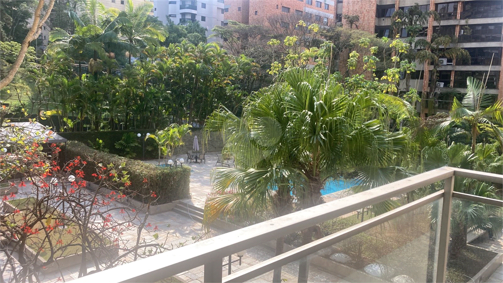 Venda Apartamento São Paulo Real Parque REO861381 4