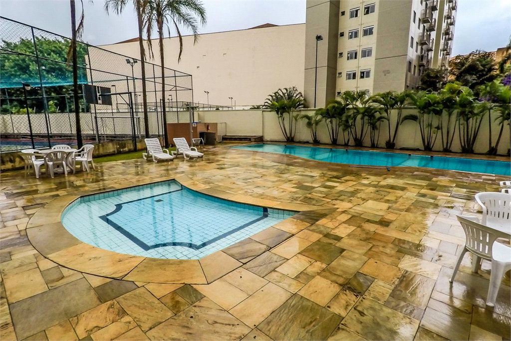 Venda Apartamento São Paulo Cambuci REO862634 47