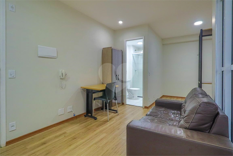 Venda Apartamento São Paulo Brás REO862704 10