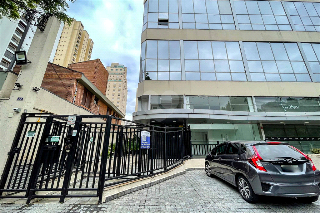 Venda Apartamento São Paulo Santana REO866288 33