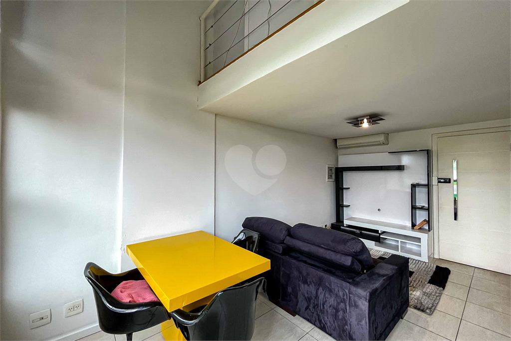 Venda Apartamento São Paulo Santana REO866288 4