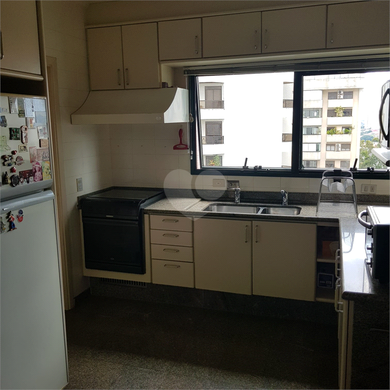 Venda Apartamento São Paulo Santana REO866837 18