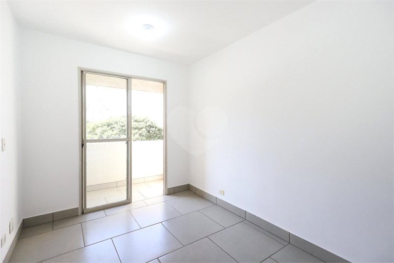 Venda Apartamento São Paulo Santana REO868517 3