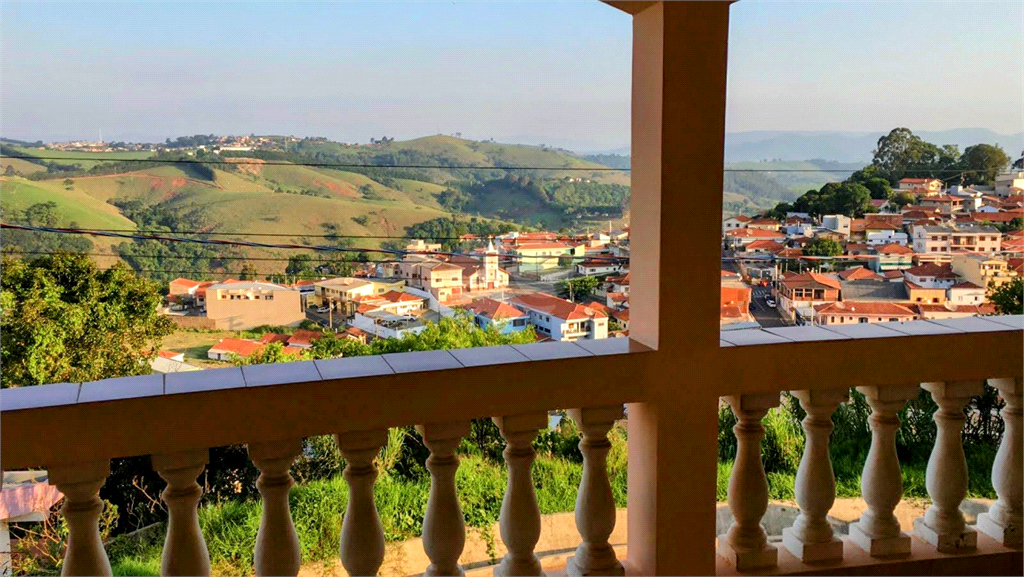 Venda Casa Águas De Lindóia Centro REO869769 26