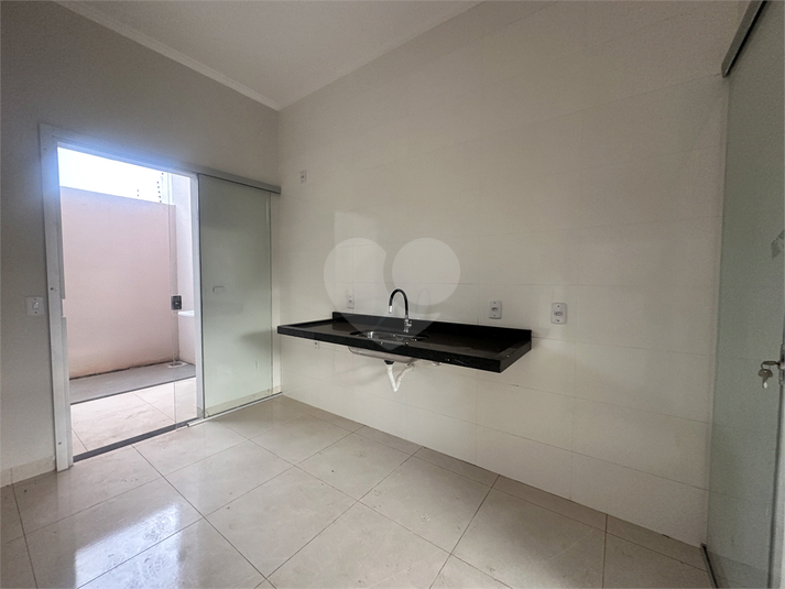 Foto REO870198