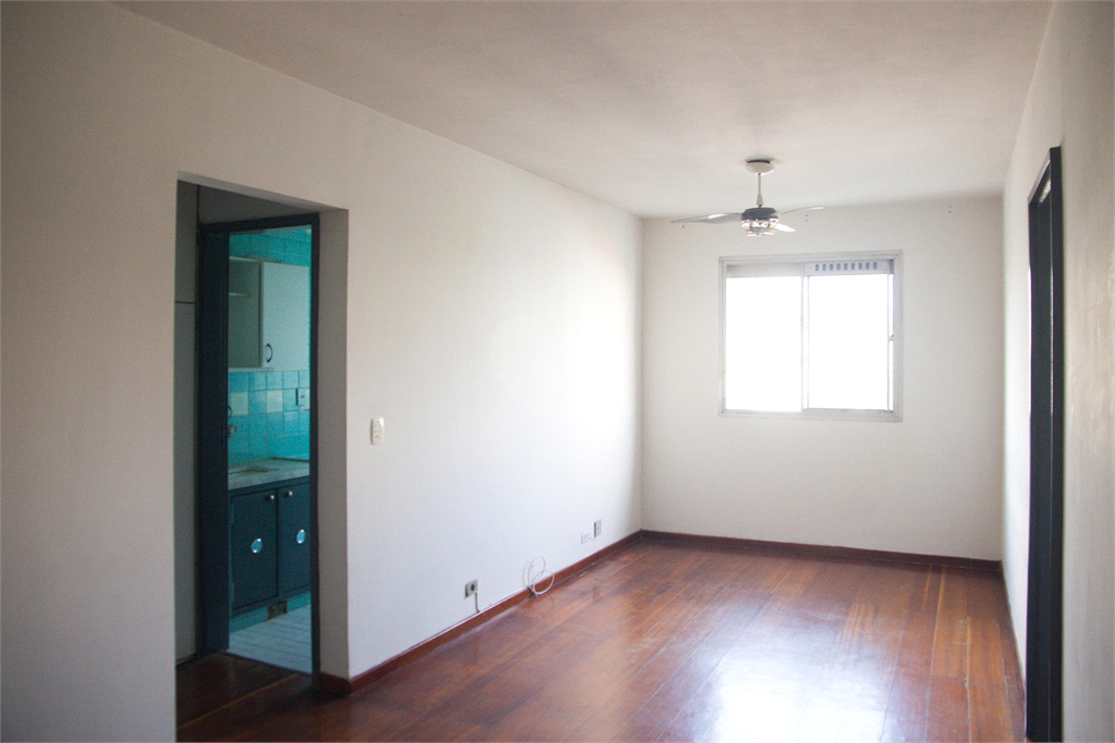 Venda Apartamento São Paulo Bela Vista REO870371 3