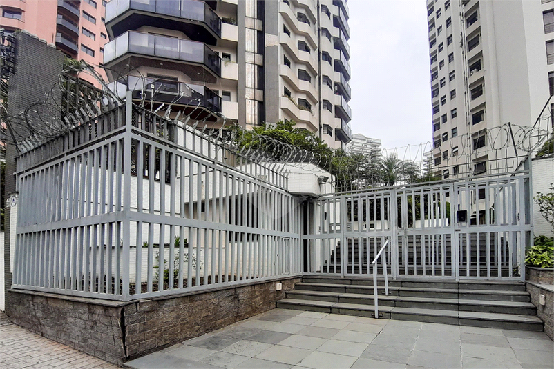 Venda Apartamento São Paulo Santana REO870646 137