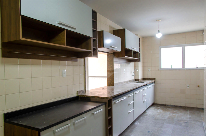 Venda Apartamento Rio De Janeiro Botafogo REO870906 23