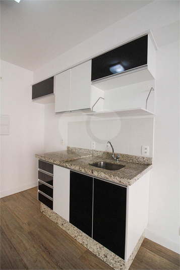 Venda Apartamento São Paulo Bela Vista REO870993 9