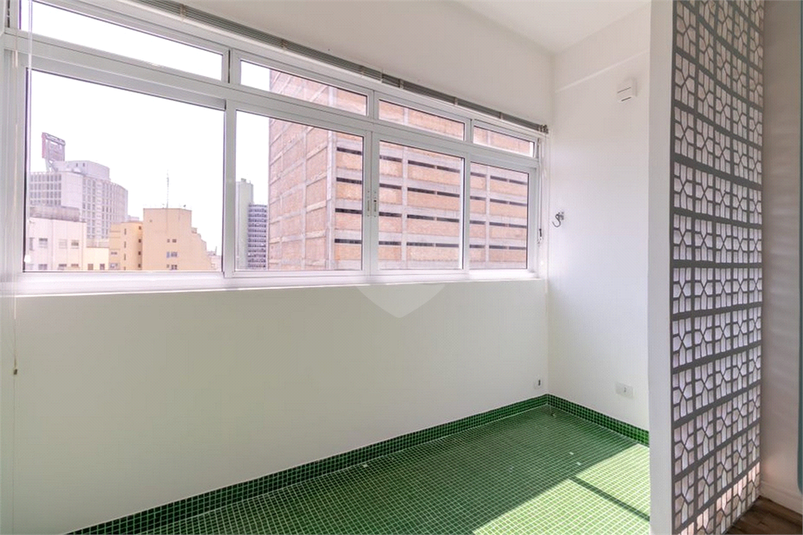 Venda Apartamento São Paulo Consolação REO8738 11