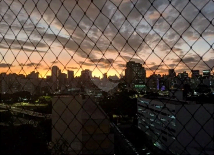 Foto REO875928