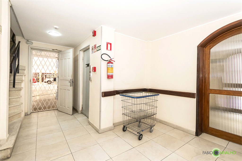 Venda Apartamento Porto Alegre Petrópolis REO877850 32