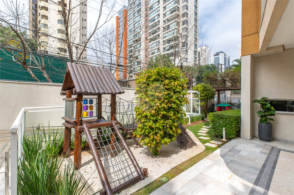 Venda Apartamento São Paulo Moema REO878618 54