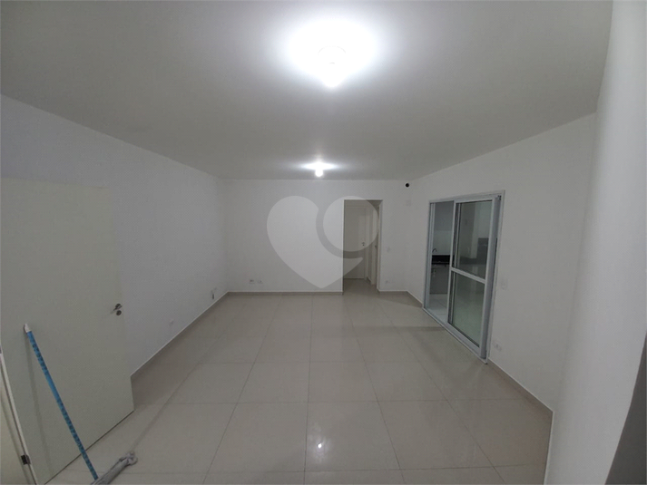 Venda Apartamento Embu Esplanada REO879502 3