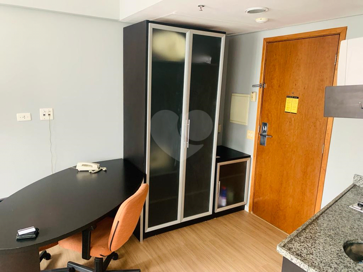 Venda Apartamento São Paulo Liberdade REO879939 10