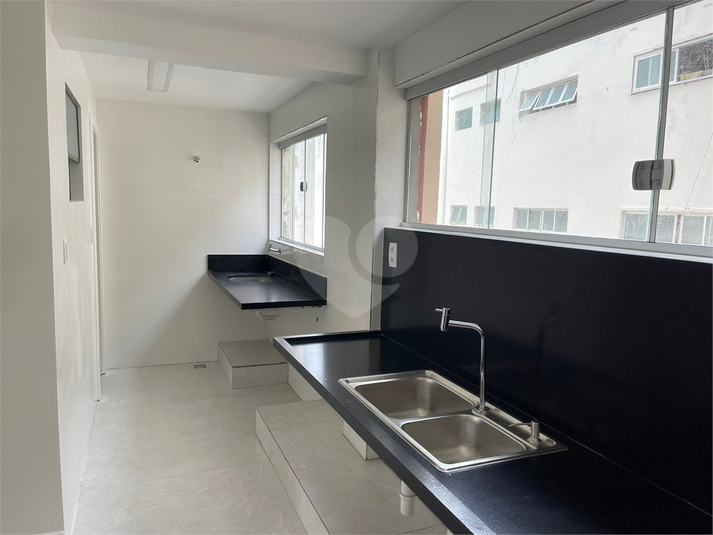 Venda Apartamento Salvador Pituba REO880002 8