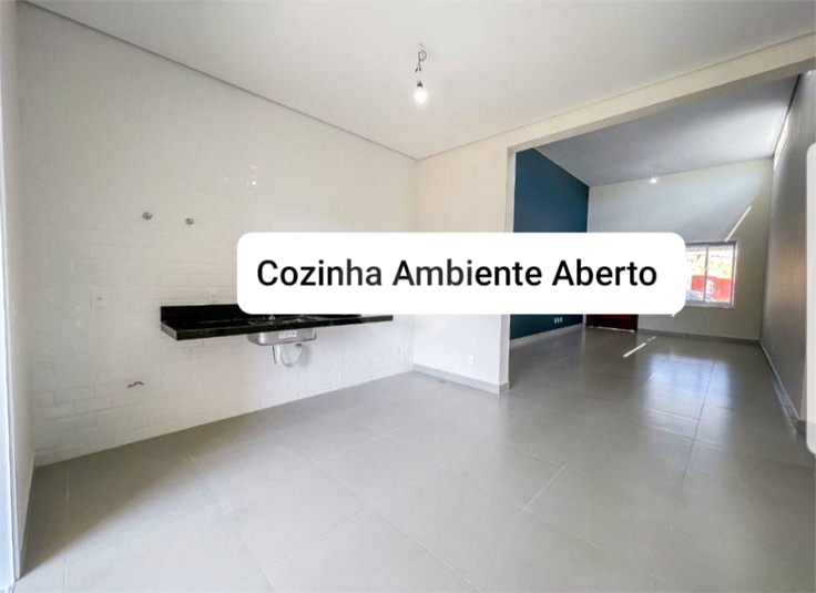 Foto REO880065