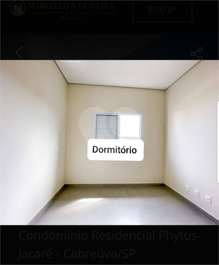 Foto REO880065