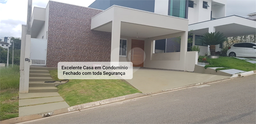 Foto REO880065