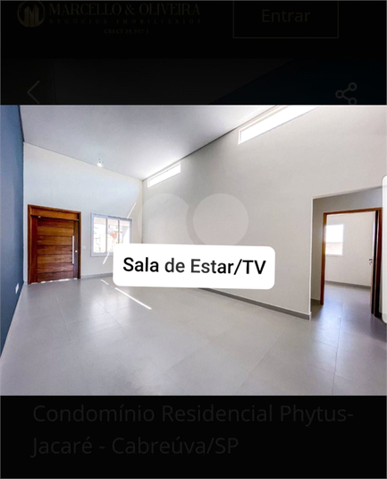 Foto REO880065