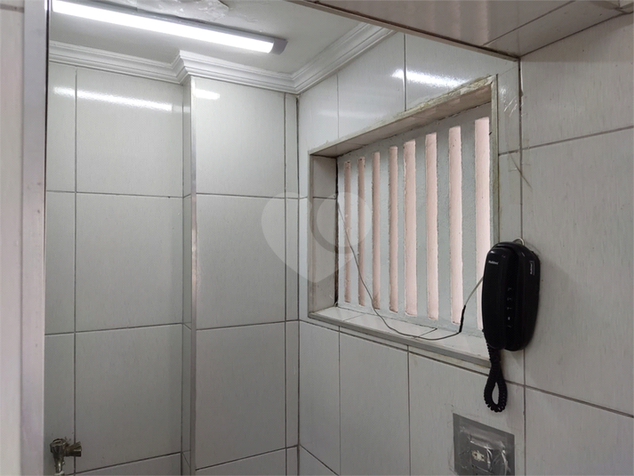 Venda Apartamento São Paulo Sé REO882001 34