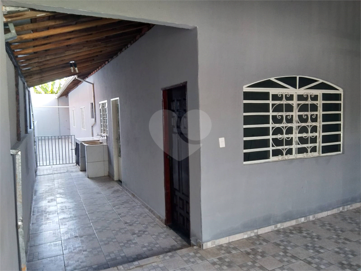 Foto REO884045