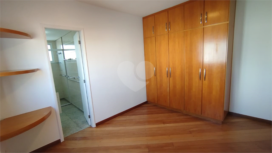 Foto REO884240