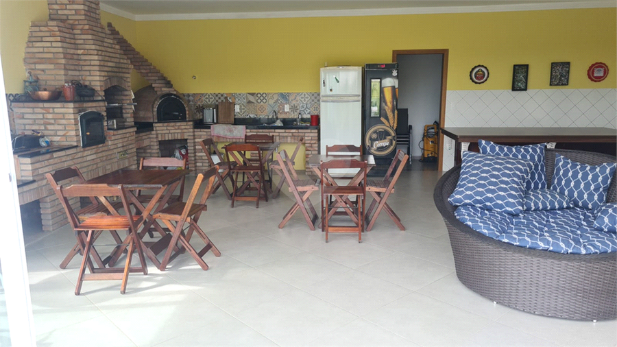 Foto REO884250
