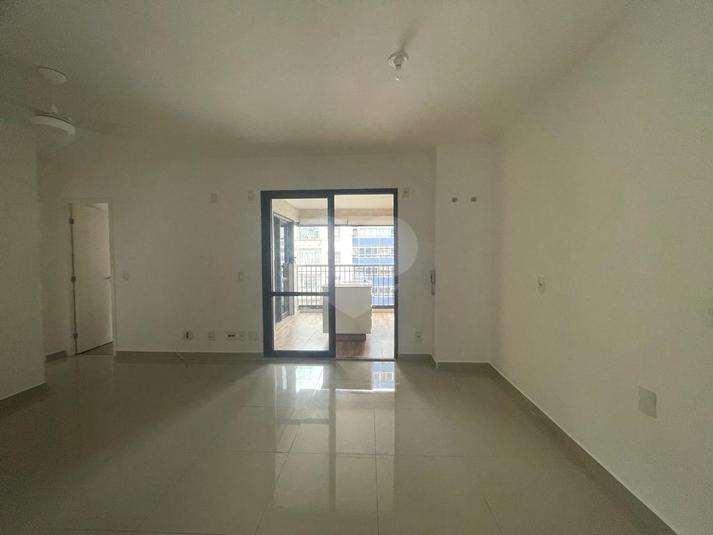 Venda Apartamento São Paulo Bela Vista REO884575 18