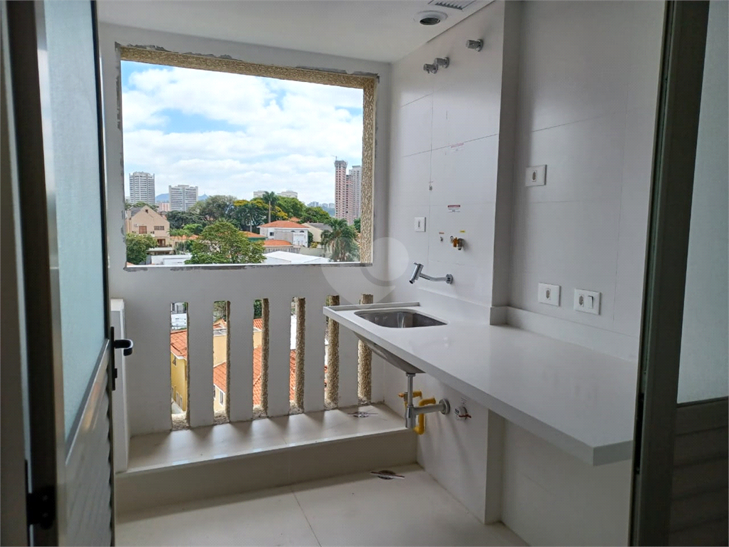 Venda Apartamento São Paulo Lapa REO885124 3