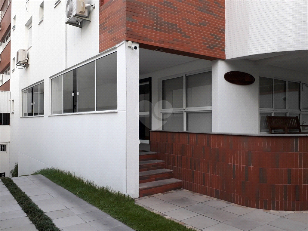 Venda Apartamento Porto Alegre São João REO885559 40