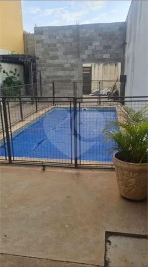 Foto REO887268