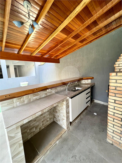 Foto REO888387