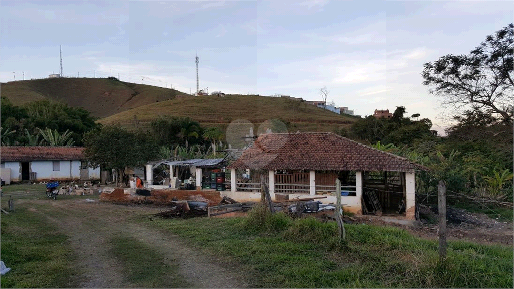 Venda Sítio Cachoeira Paulista Centro REO889160 44