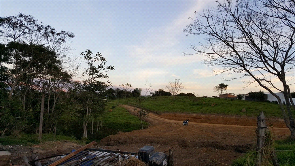 Venda Sítio Cachoeira Paulista Centro REO889160 55