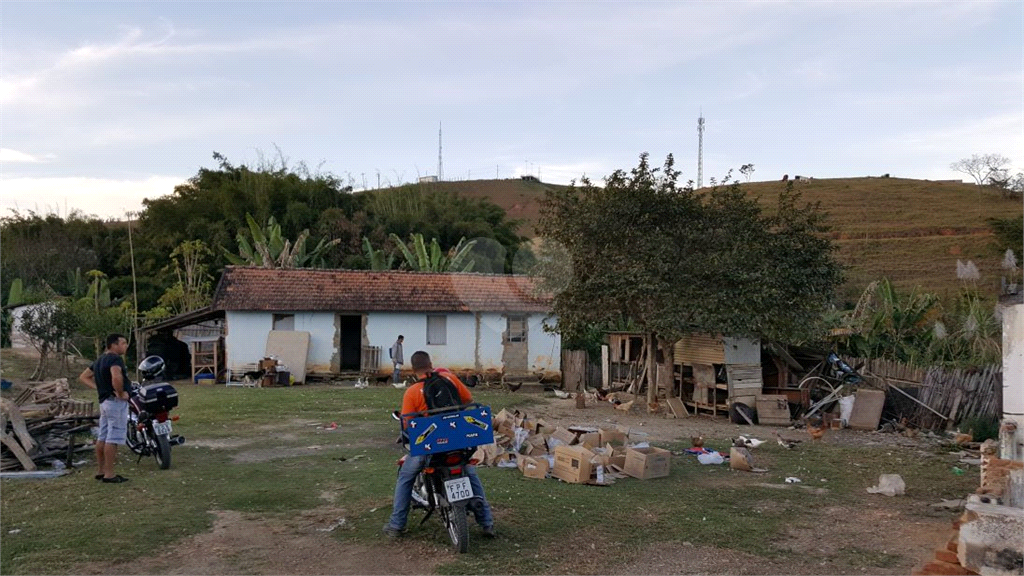 Venda Sítio Cachoeira Paulista Centro REO889160 47