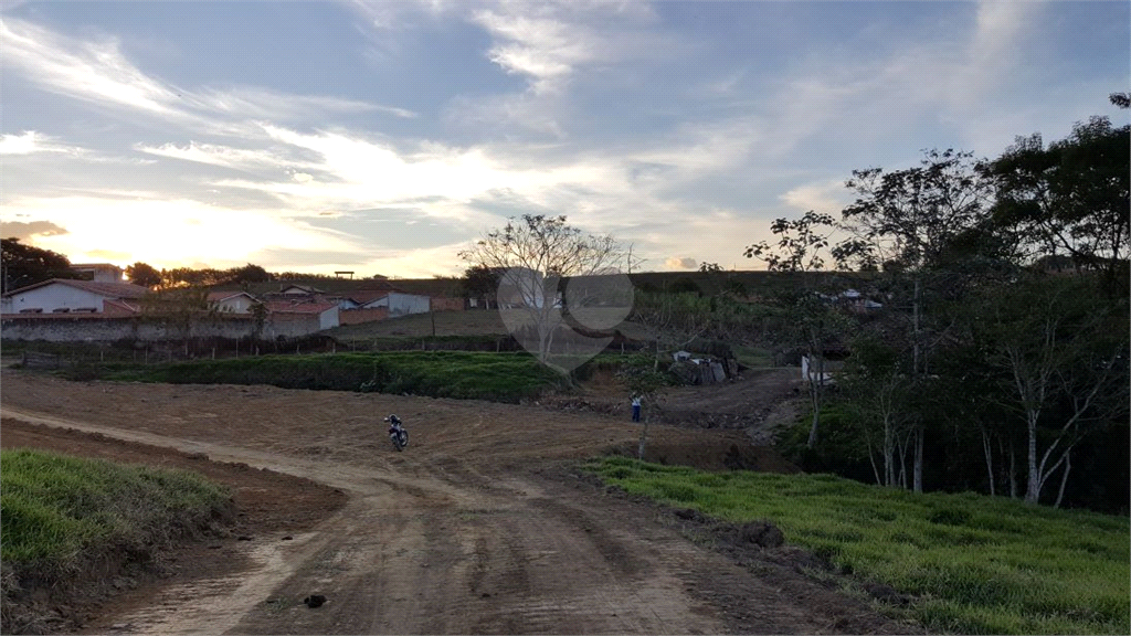 Venda Sítio Cachoeira Paulista Centro REO889160 35