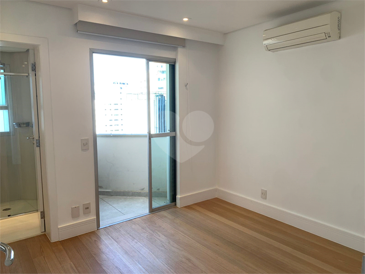 Venda Apartamento São Paulo Moema REO889347 57