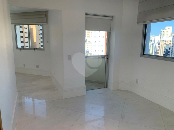 Venda Apartamento São Paulo Moema REO889347 56