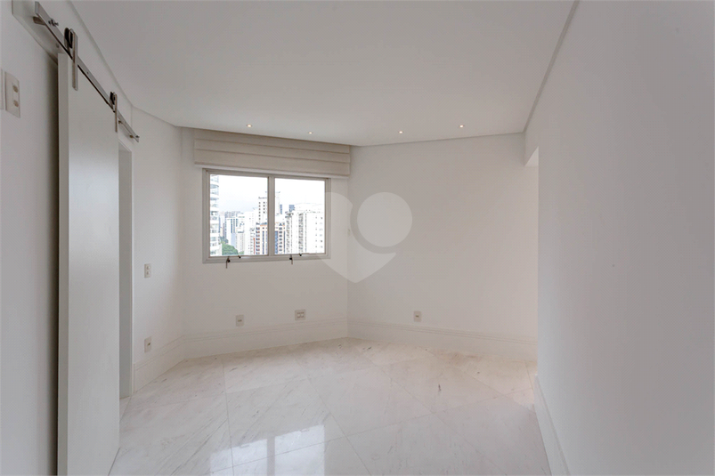 Venda Apartamento São Paulo Moema REO889347 7