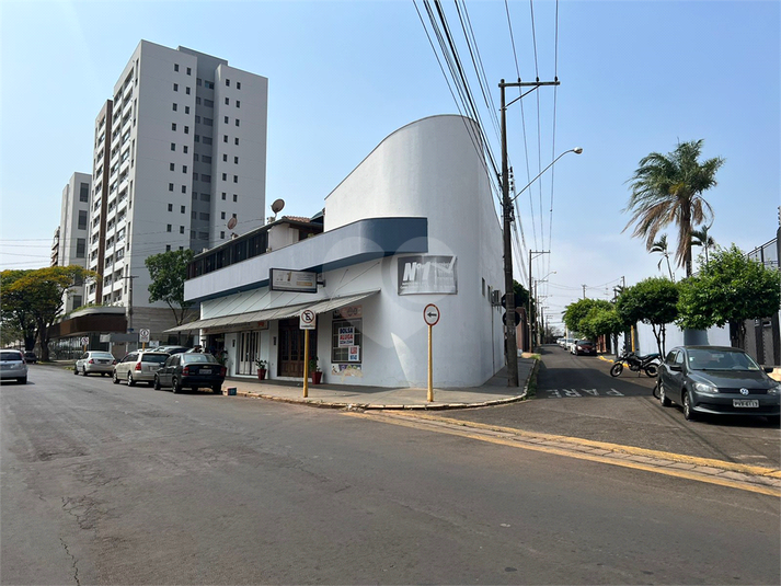 Foto REO891045