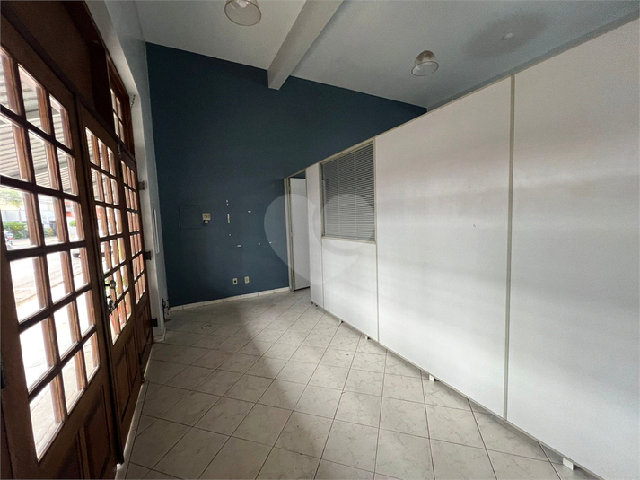 Foto REO891045