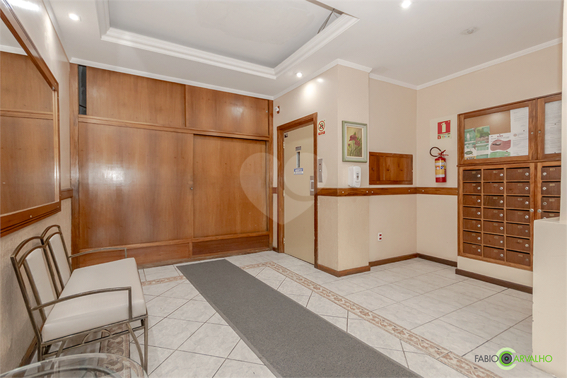 Venda Apartamento Porto Alegre Cristal REO891607 32