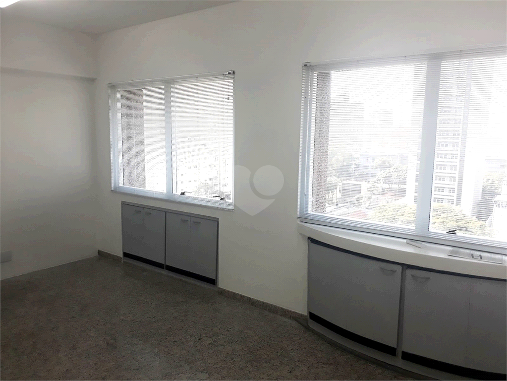 Venda Salas São Paulo Liberdade REO891738 4