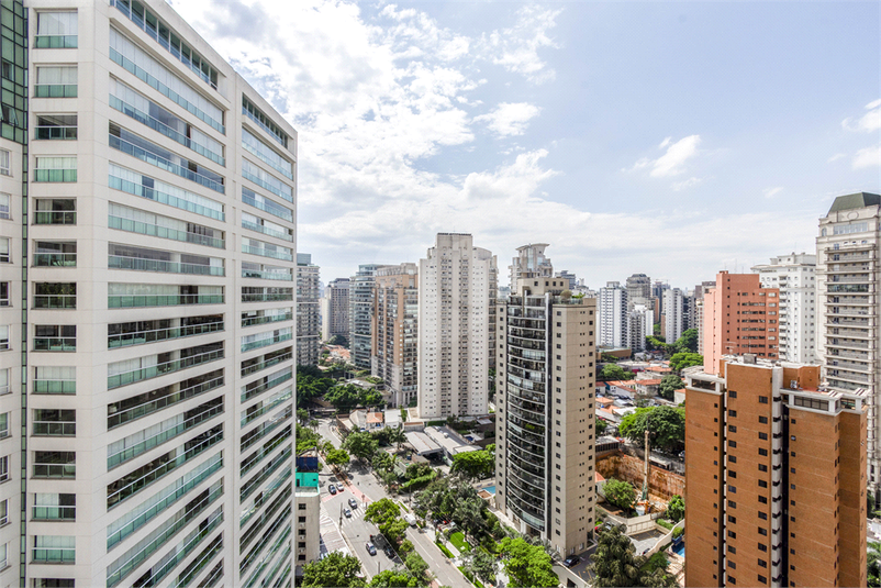 Foto REO893940