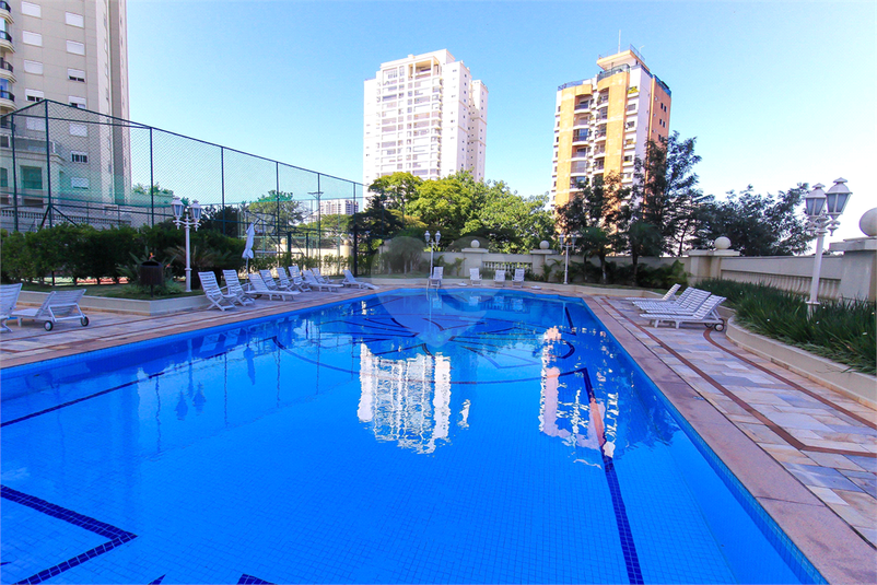 Foto REO896467